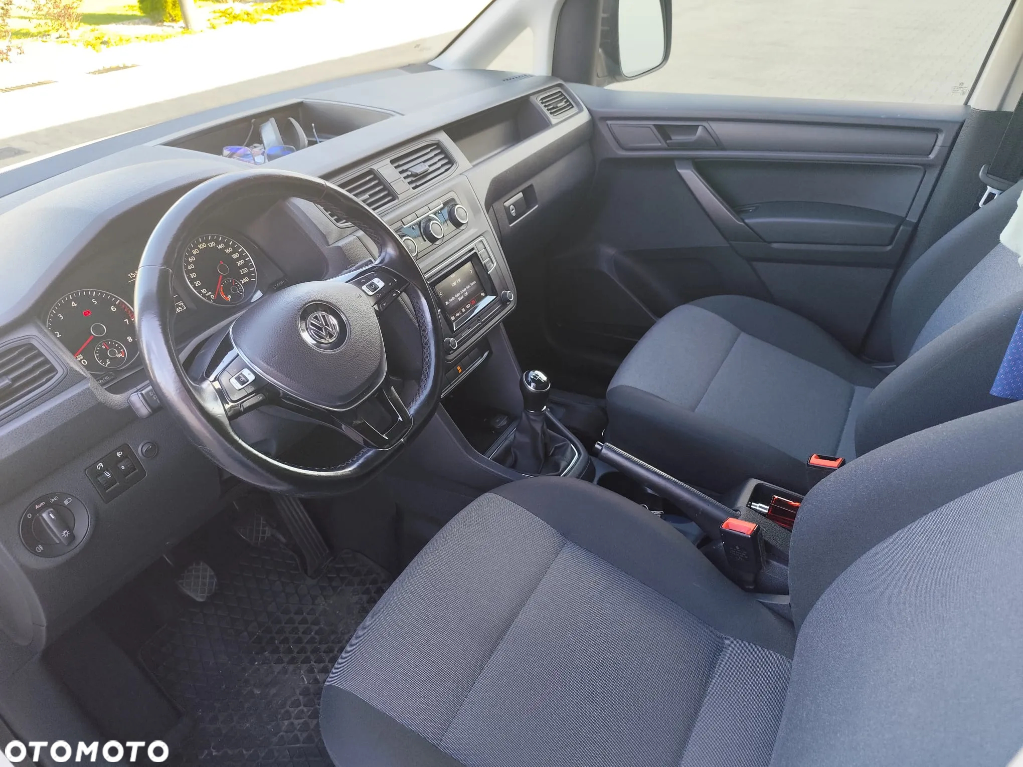Volkswagen Caddy - 9