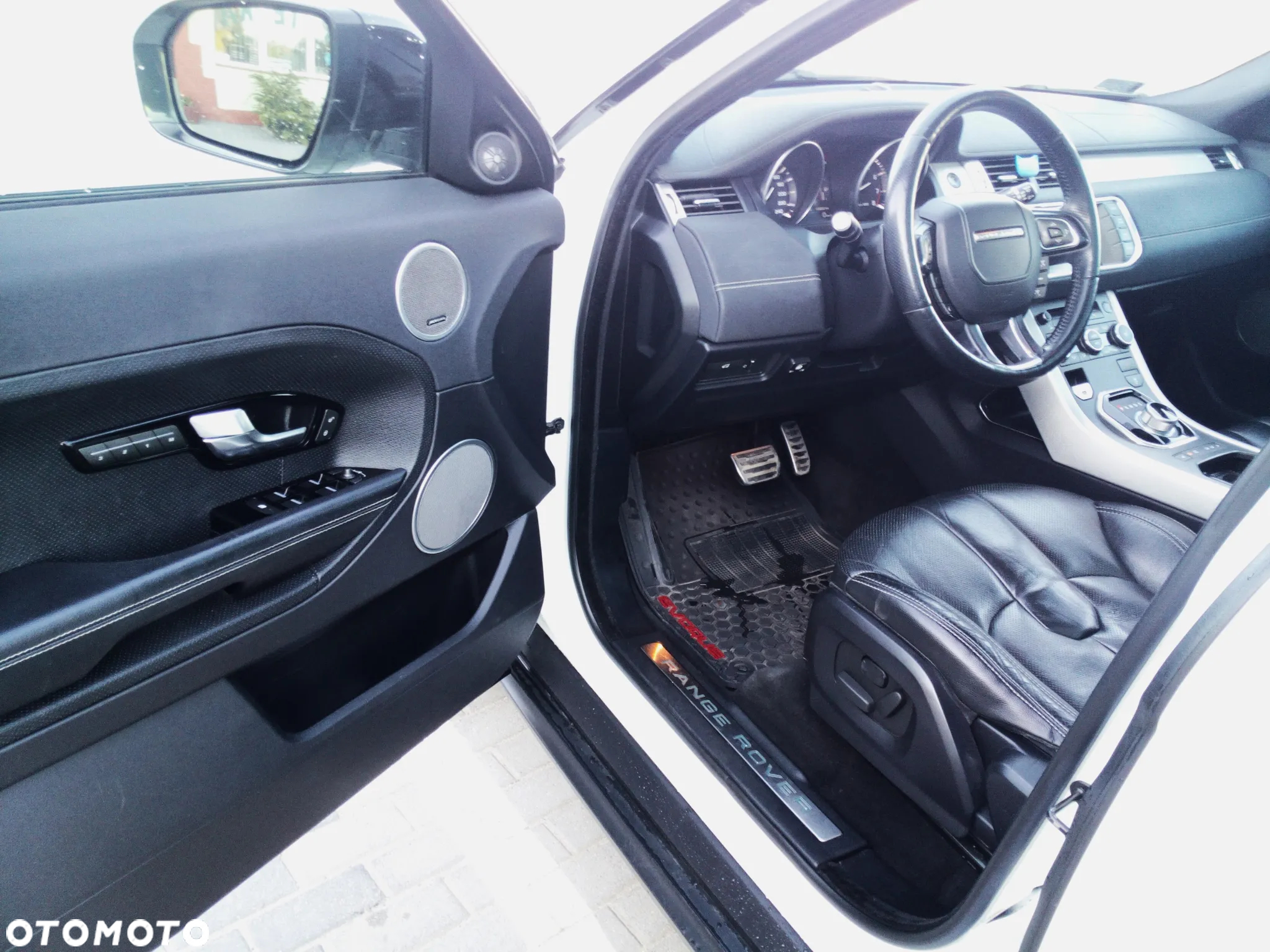 Land Rover Range Rover Evoque - 10
