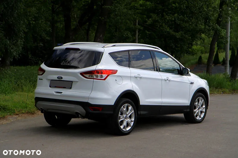 Ford Kuga 2.0 TDCi 4x4 Trend - 4
