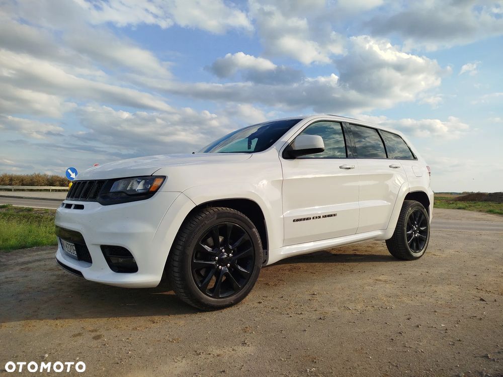 Jeep Grand Cherokee - 18