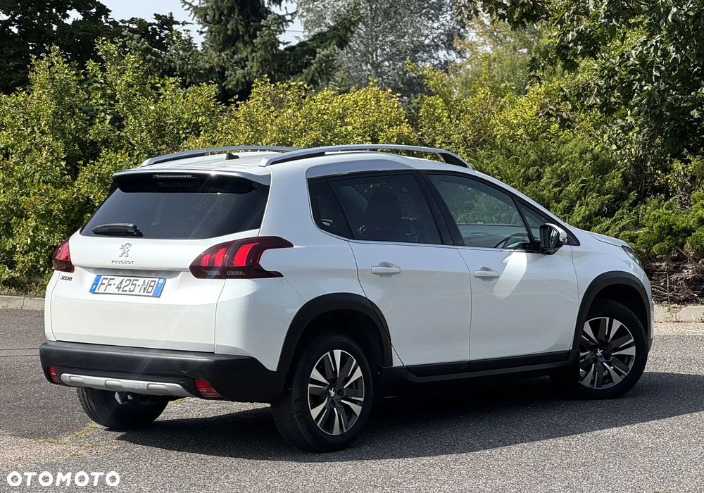 Peugeot 2008 PureTech 110 GPF Stop&Start EAT6 Allure - 5