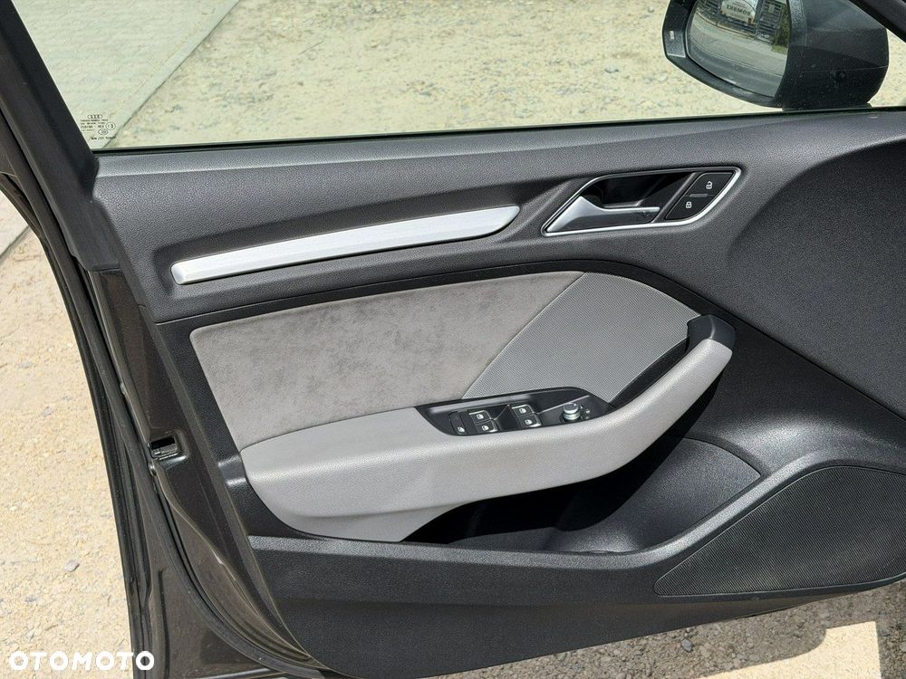 Audi A3 Sportback - 14