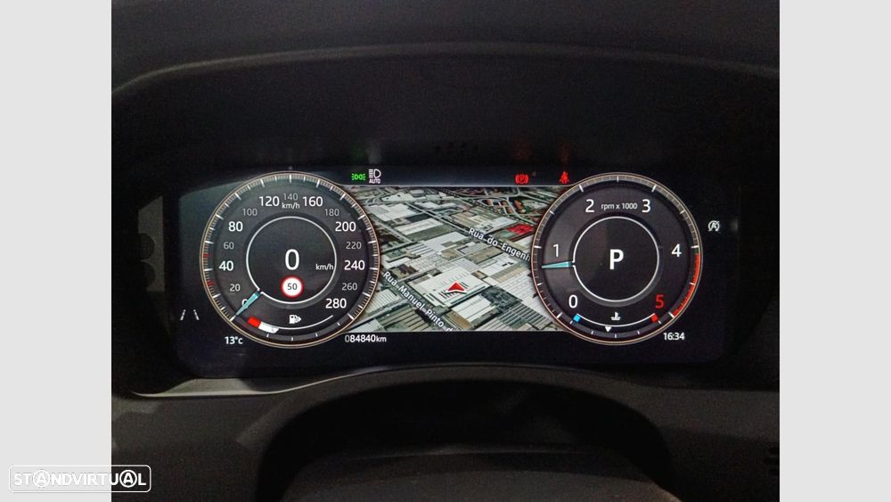 Jaguar XE 2.0 D200 R-Dynamic S - 13