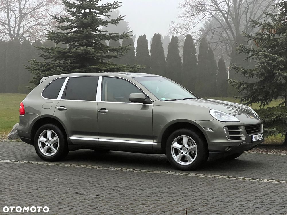 Porsche Cayenne - 10
