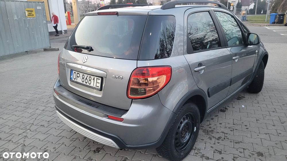 Suzuki SX4 - 3