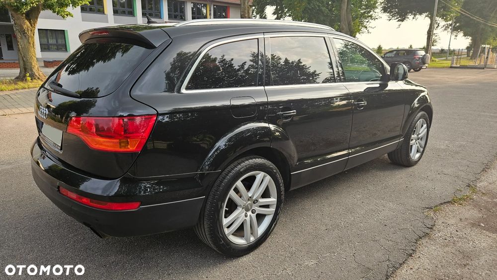 Audi Q7 - 8