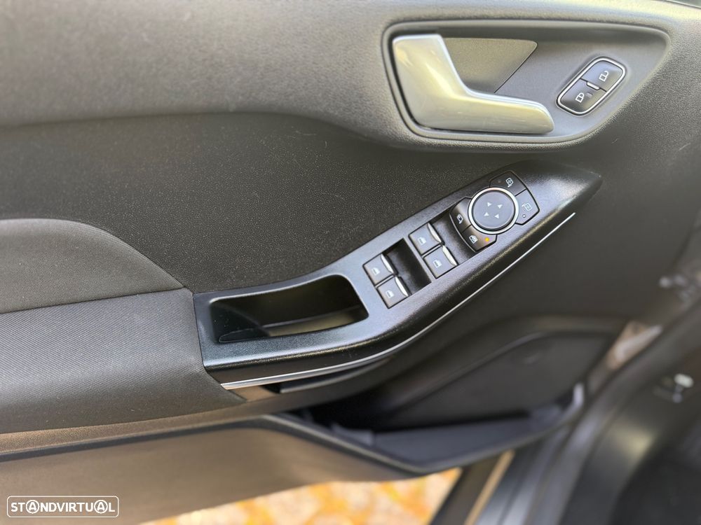 Ford Fiesta 1.0 EcoBoost Titanium - 13