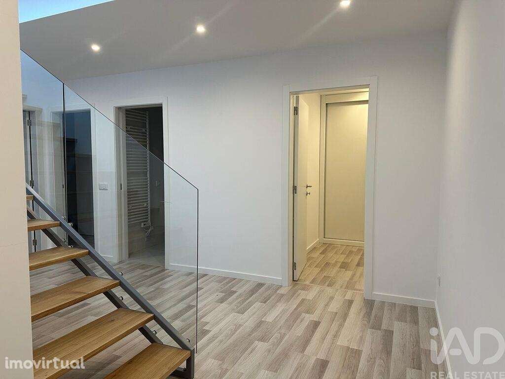 Apartamento T2 em Nazaré de 118,00 m2 - Grande imagem: 2/28