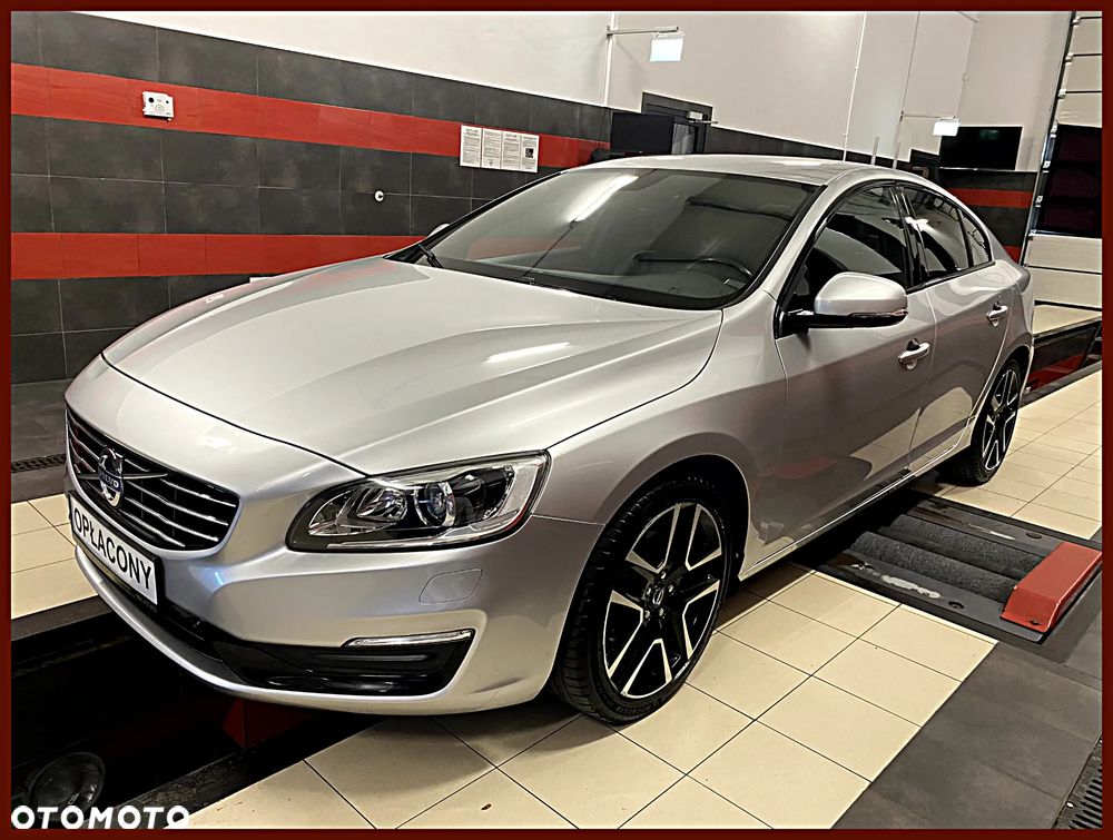 Volvo S60 D4 Geartronic RDesign - 1