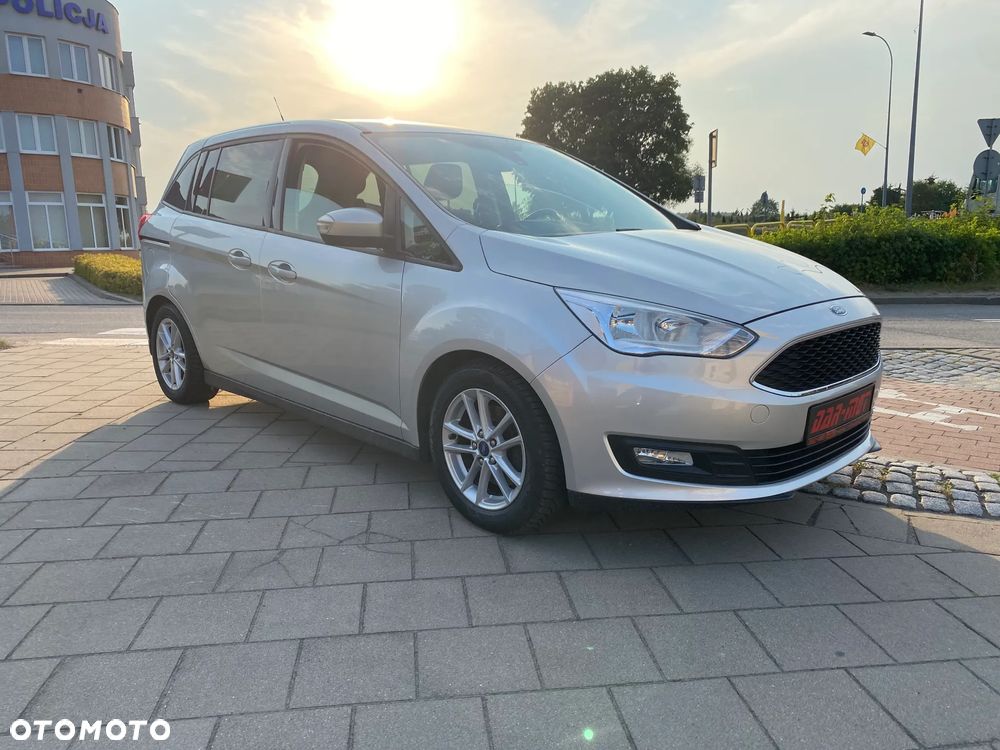 Ford Grand C-MAX - 3