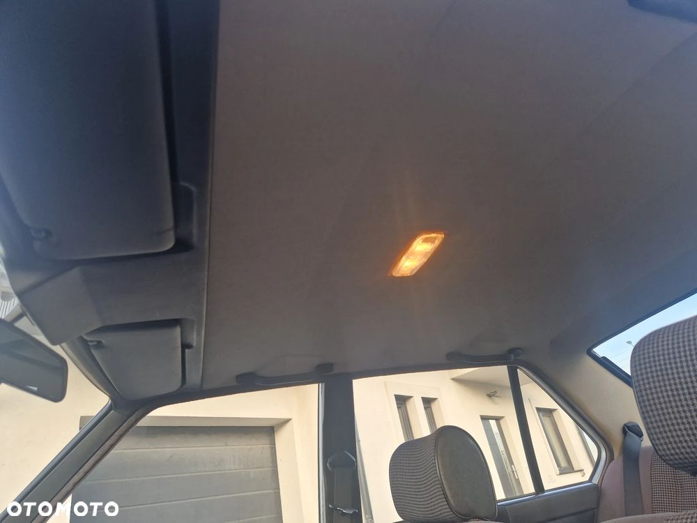 BMW Seria 5 - 21