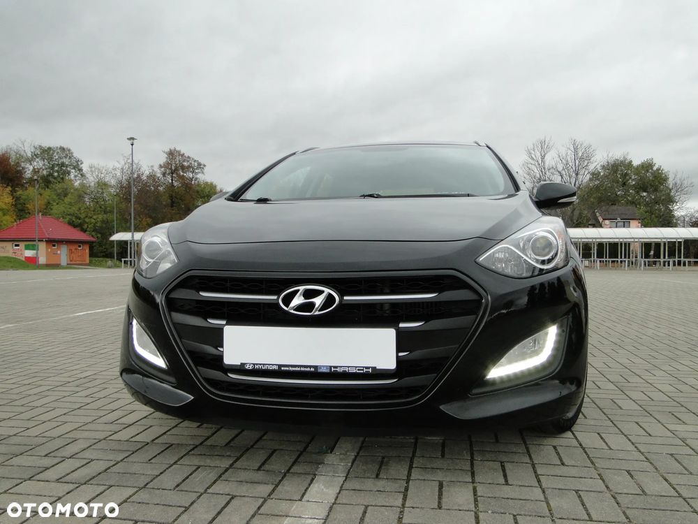 Hyundai i30 Kombi 1.6 CRDI Premium - 30
