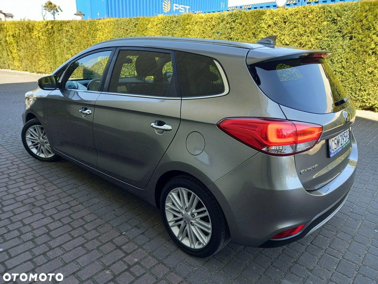 Kia Carens 1.6 GDI Dream-Team Edition - 7