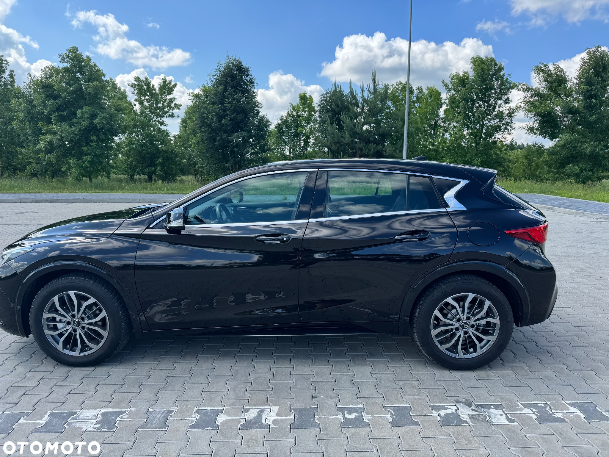 Infiniti Q30 1.6t - 29