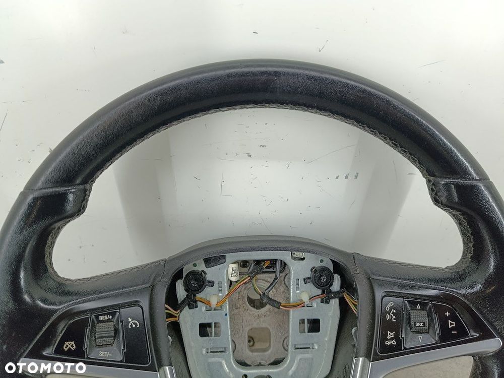 KIEROWNICA Z PODUSZKĄ OPEL MERIVA B 13351021  13300473 GM - 6