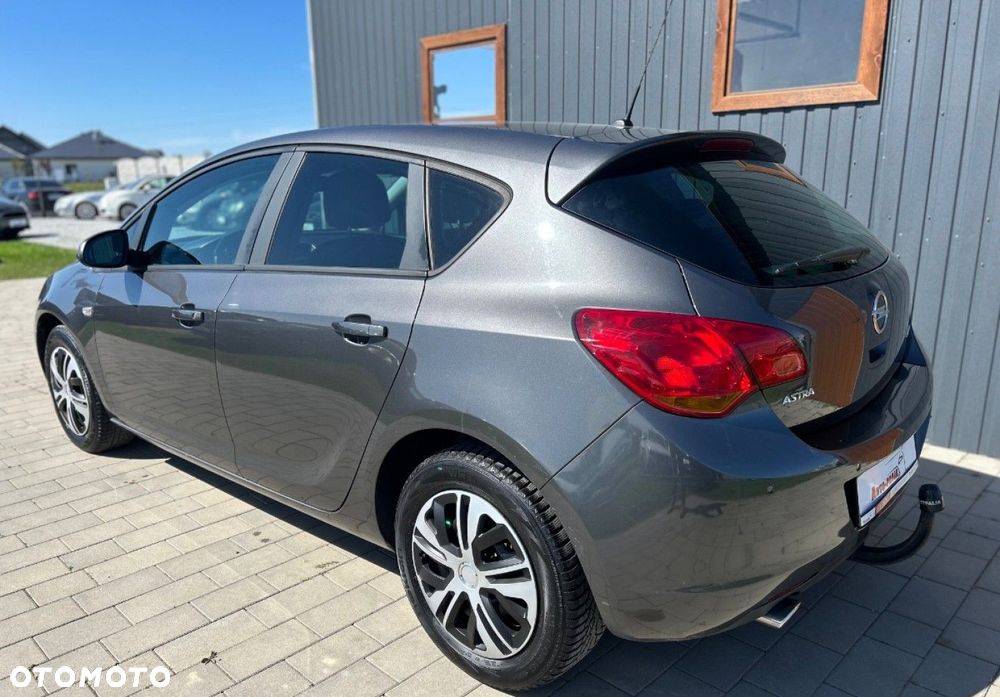 Opel Astra - 5