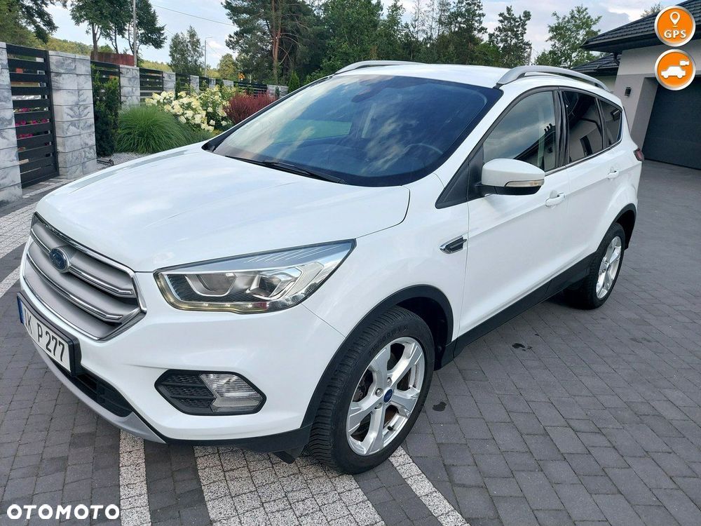 Ford Kuga - 1