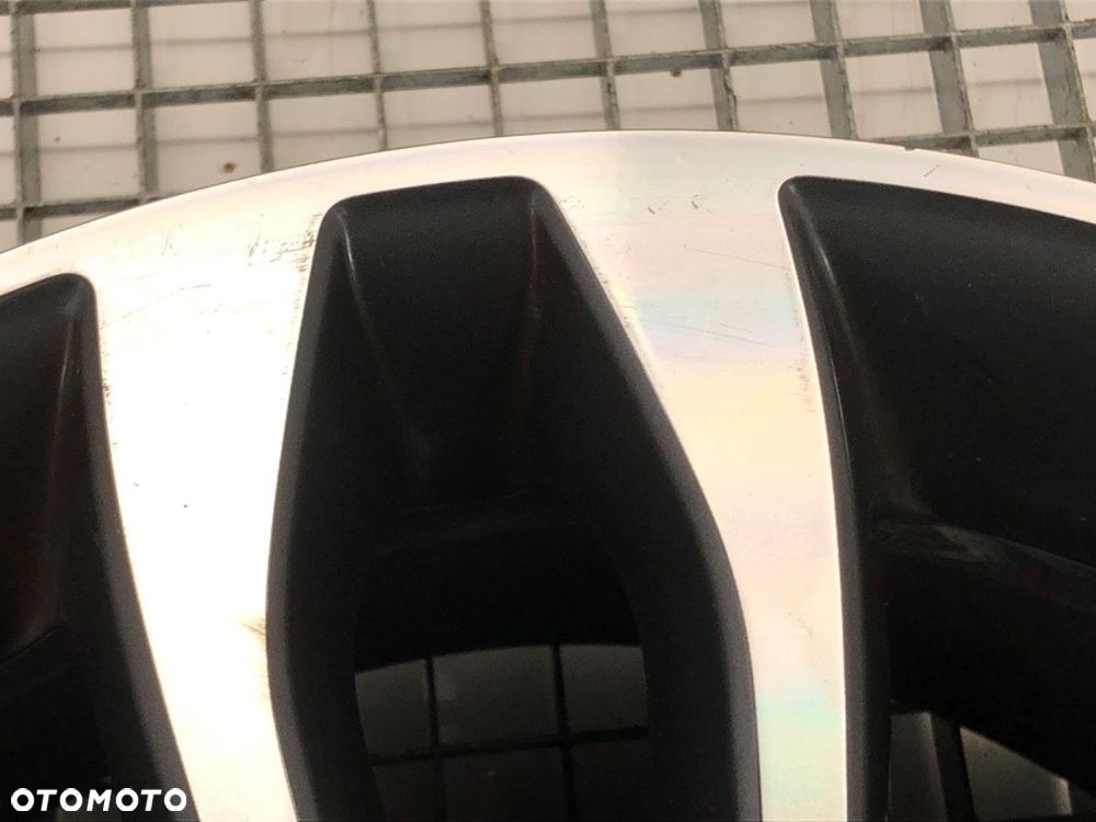 FELGA ALUMINIOWA 19 7J 5X120 ET48 ŚRODEK CENTR. 74  BMW X5 (E70) 2006 - 2013  6851073 - 5