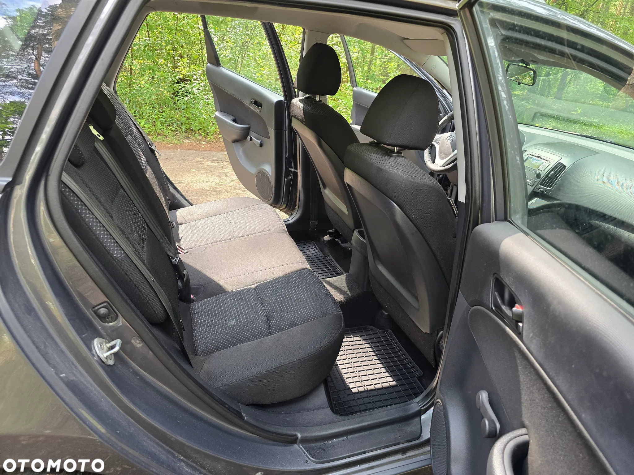 Hyundai i30 1.4 Base + - 10