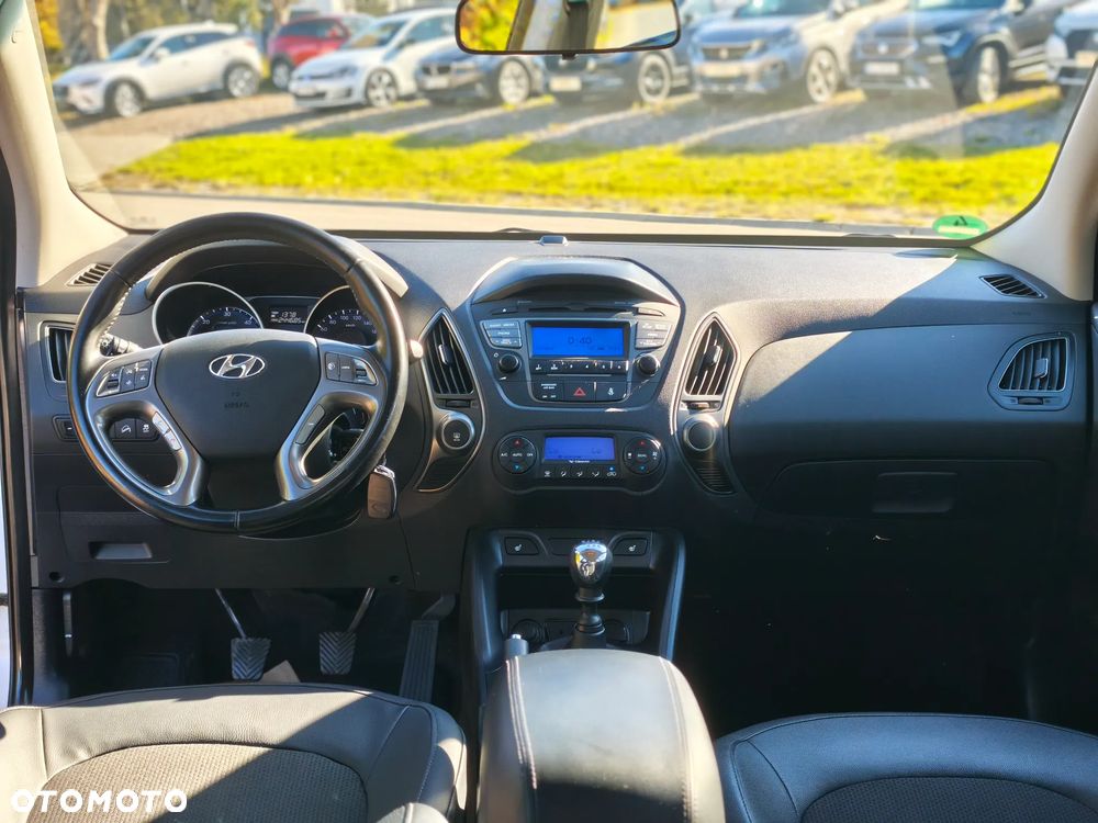 Hyundai ix35 1.7 CRDi 2WD Fifa World Cup Edition - 27