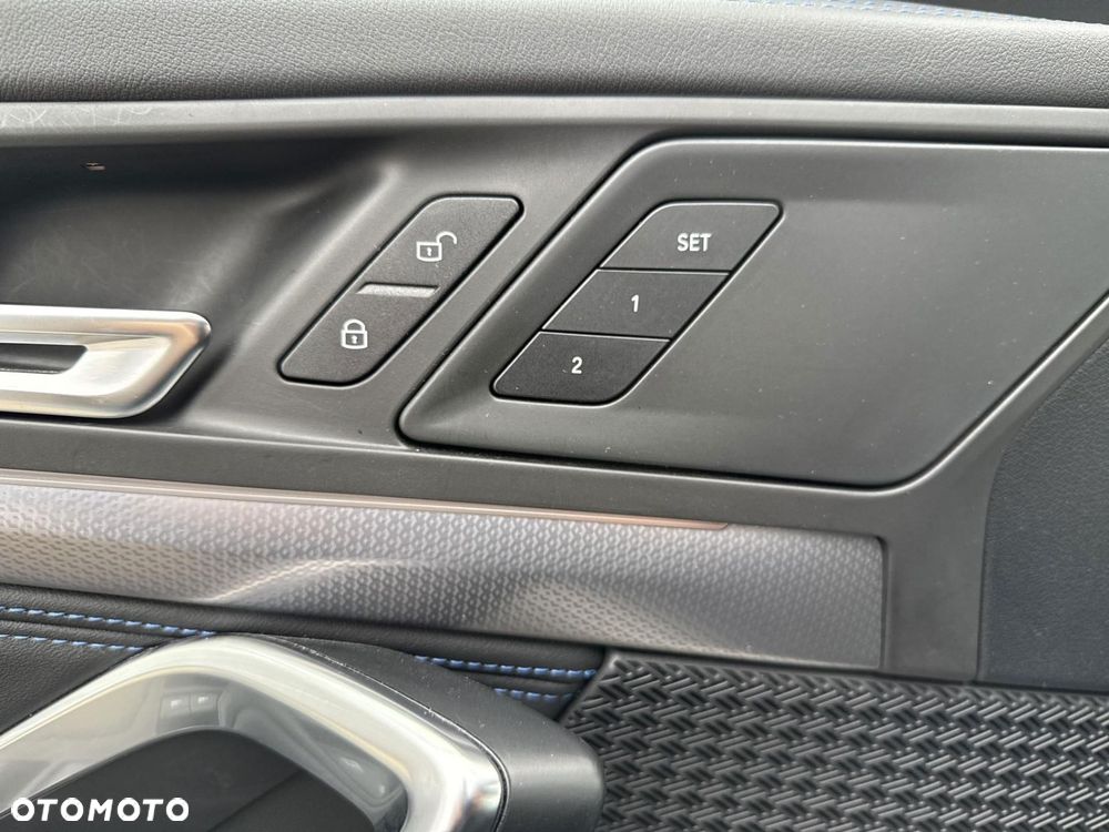 BMW iX1 eDrive20 66.5kWh M Sport - 30