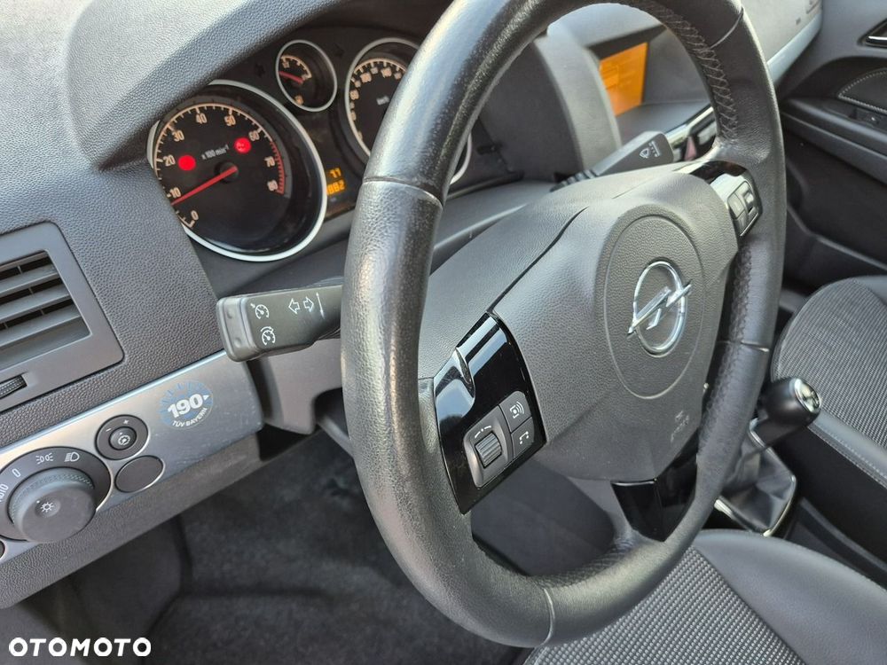 Opel Astra 1.6 ENERGY - 13
