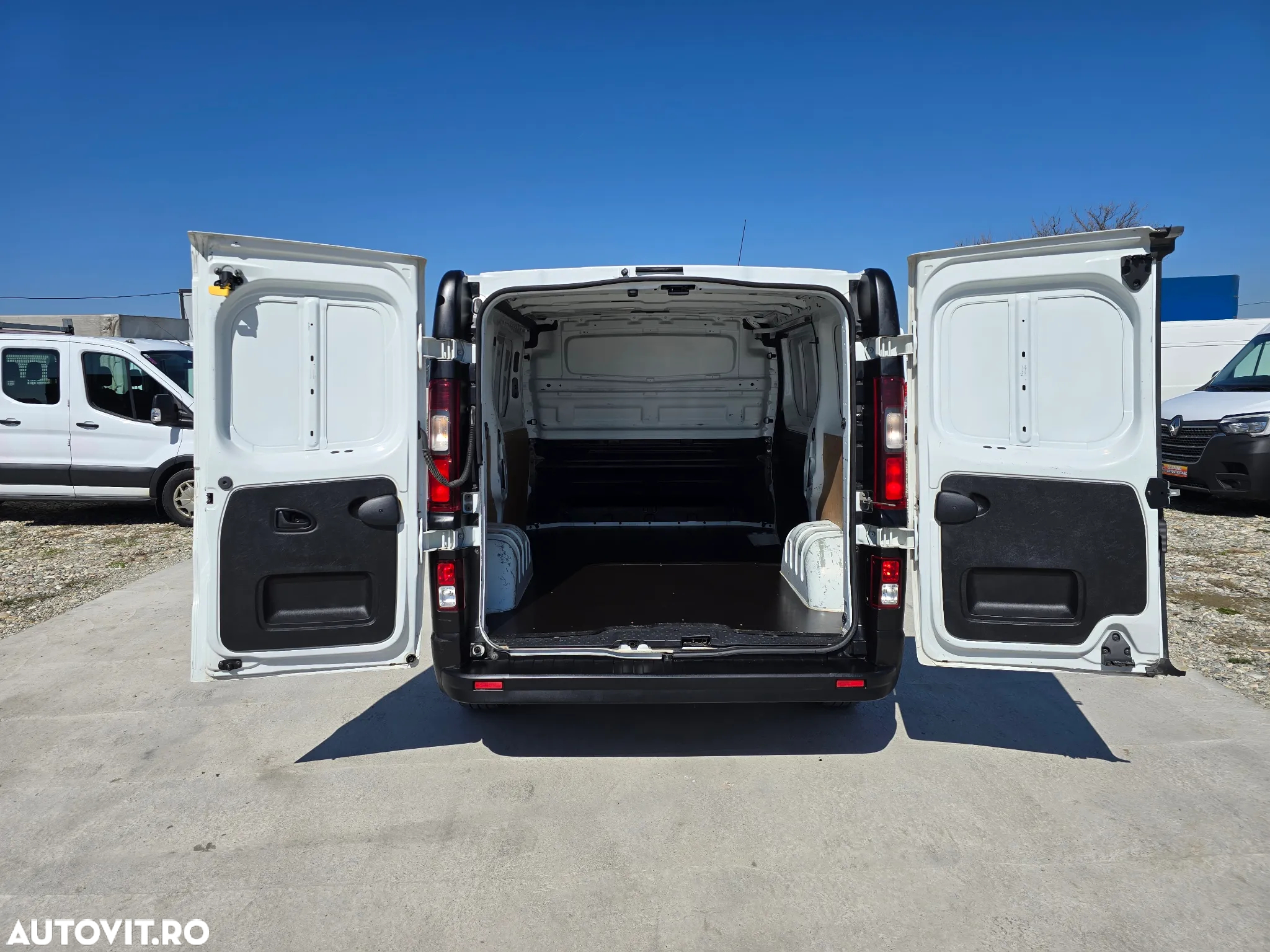 Renault Trafic L1H1 - 13