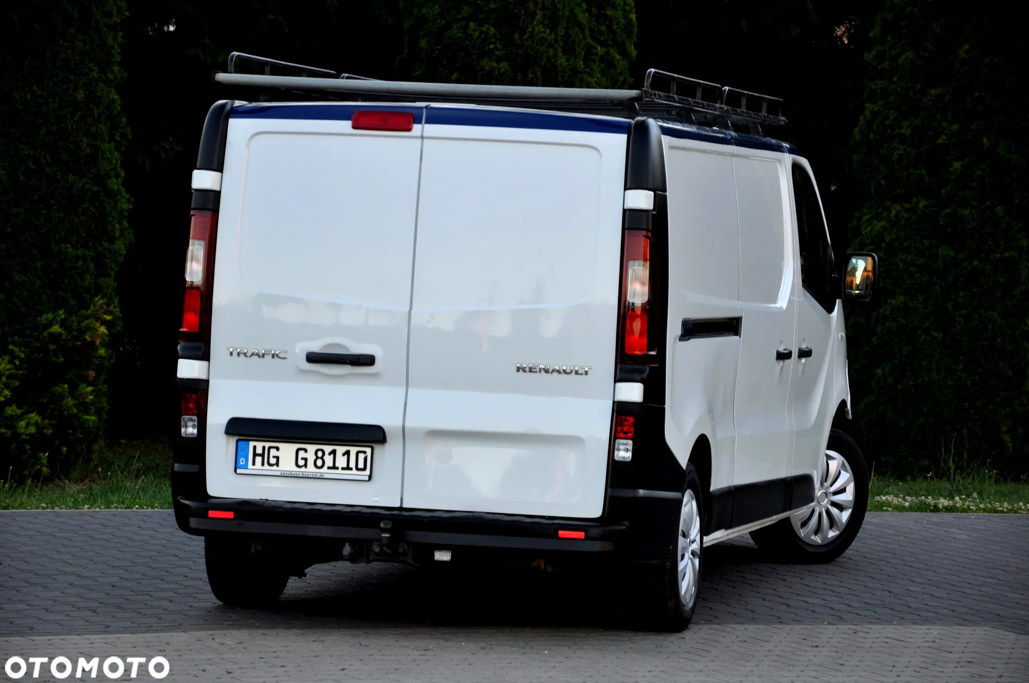 Renault Trafic Long - 13