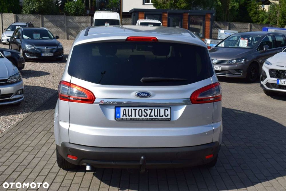 Ford S-Max - 9