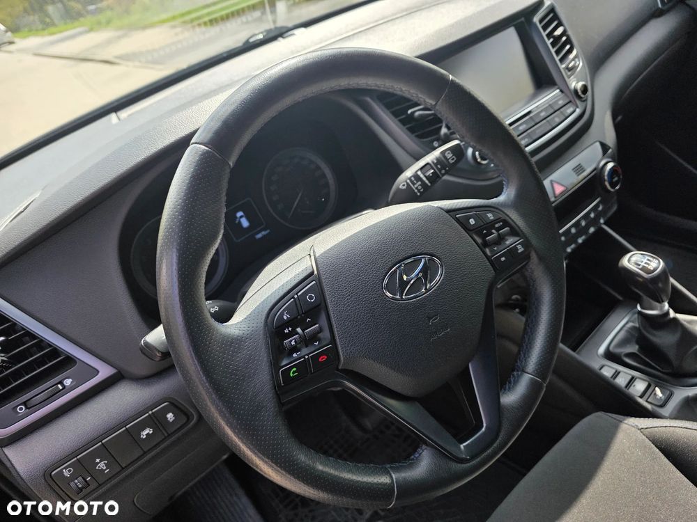 Hyundai Tucson 1.6 GDI BlueDrive GO 2WD - 20