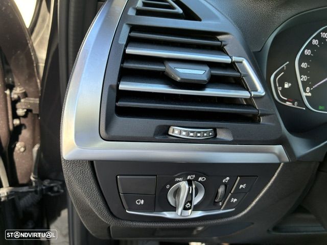 BMW X3 30 e xDrive xLine - 39
