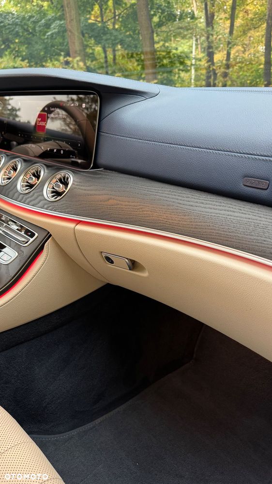 Mercedes-Benz Klasa E 220 d Coupe 4-Matic Avantgarde - 29