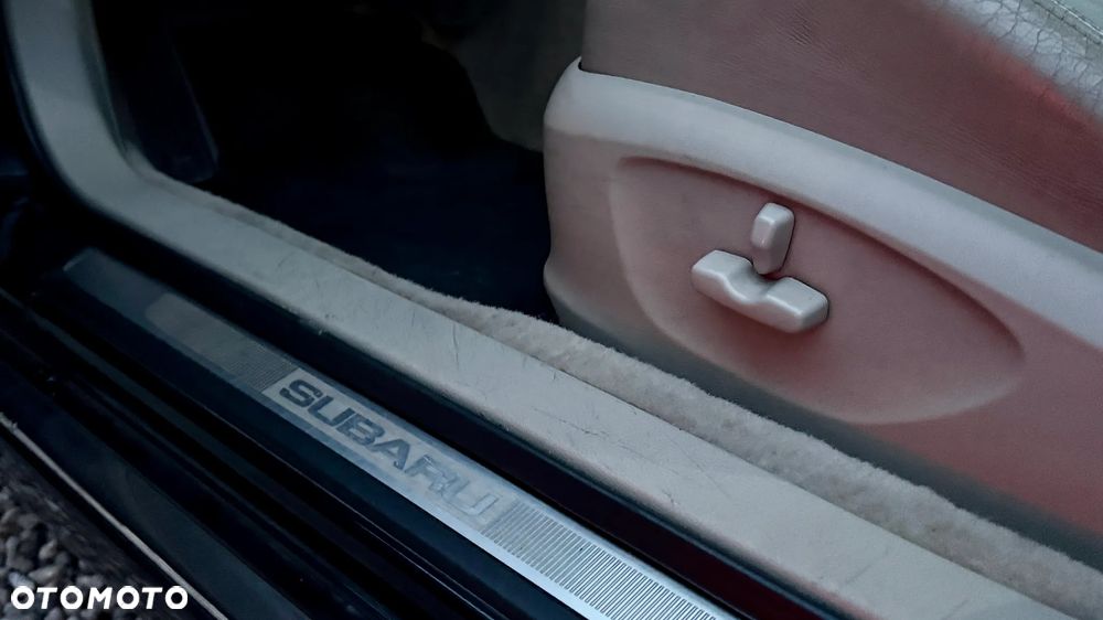 Subaru Legacy 3.0R Automatik Exclusive - 19