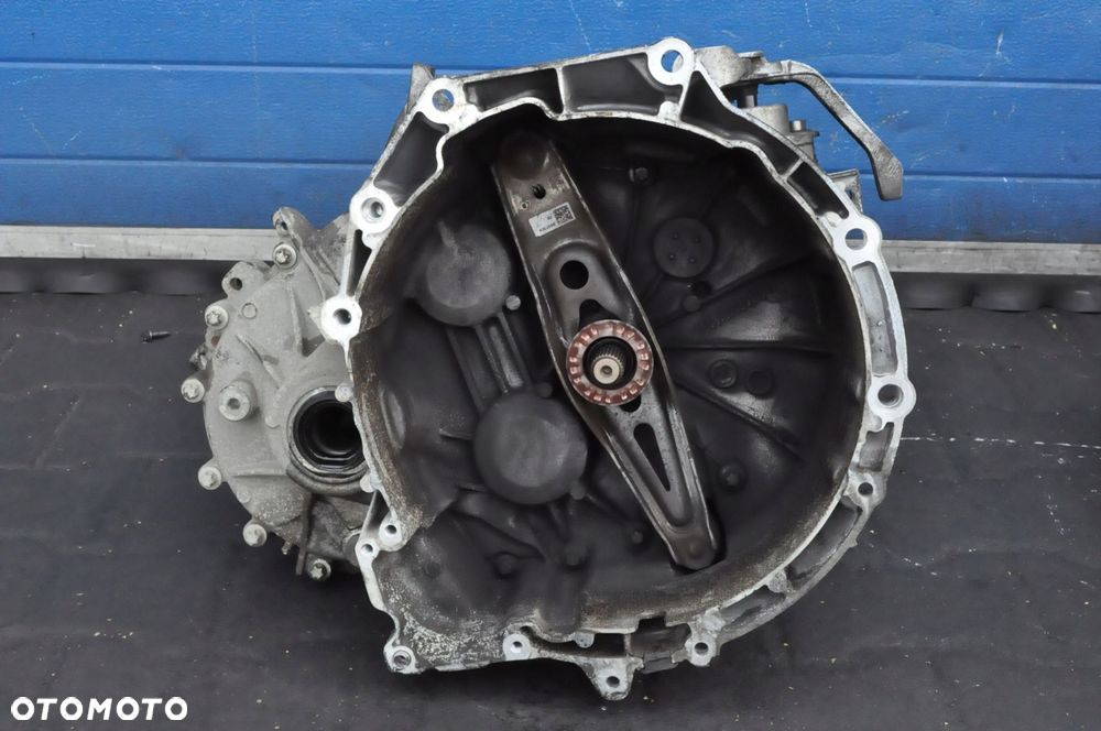 MINI F54 F55 F56 F57 F60 2.0i 192KM SKRZYNIA 23.00-8687642-01 GS6-59SG BAJ - 1