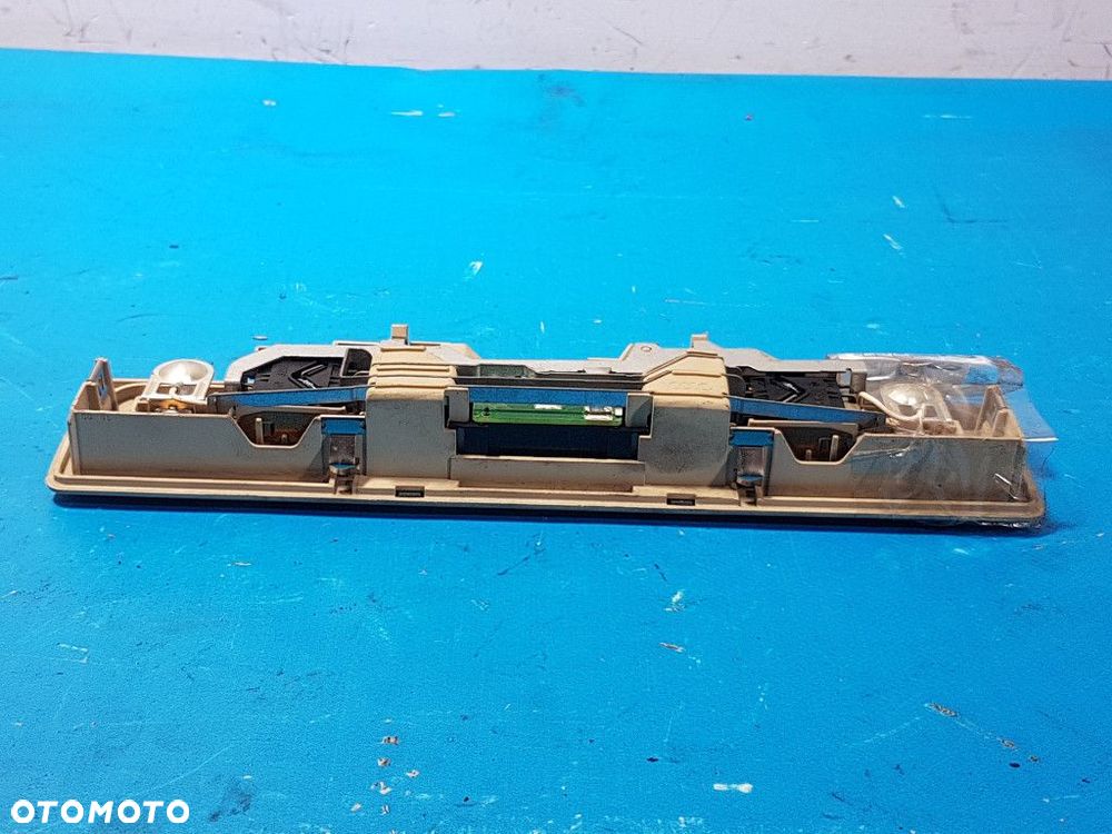 AUDI A6 C5 LAMPKA PODSUFITKI PRZÓD - 4