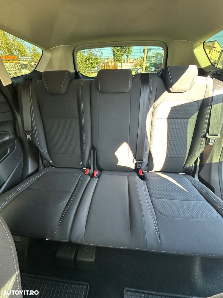 Ford Kuga 2.0 TDCi 4WD Powershift Titanium - 15