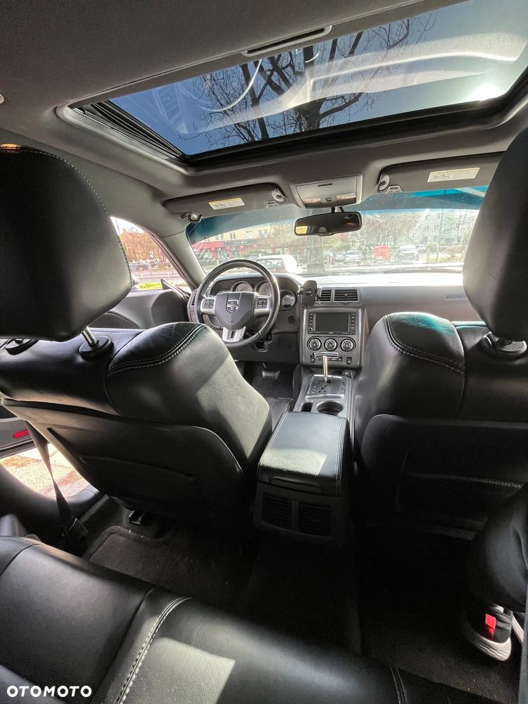 Dodge Challenger 5.7 R/T - 24