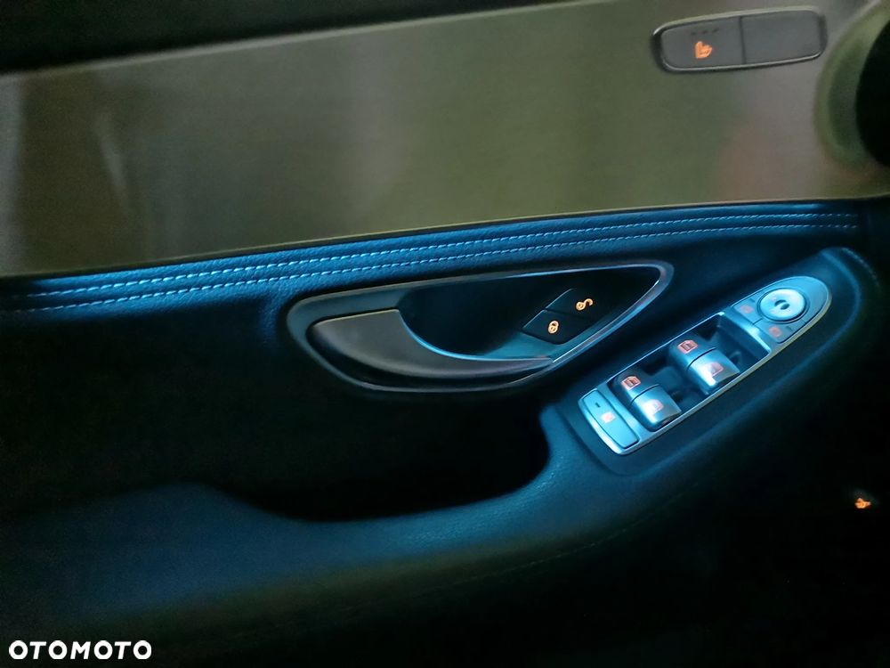 Mercedes-Benz Klasa C 250 7G-TRONIC - 7