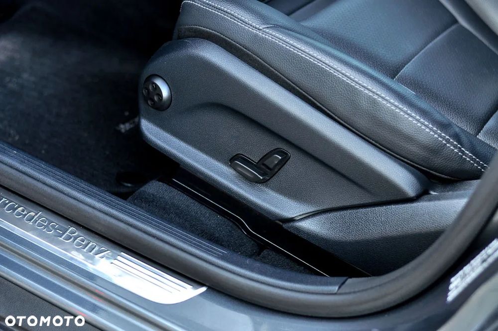 Mercedes-Benz GLC 220 d 4Matic 9G-TRONIC Edition Avantgarde - 20