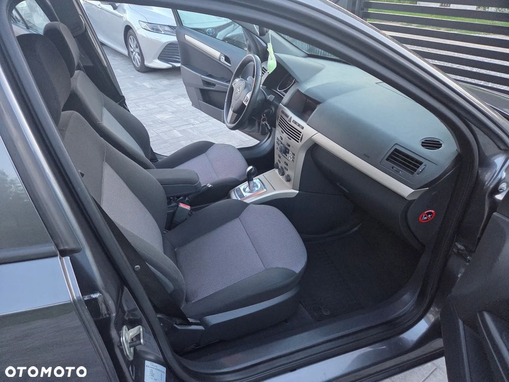 Opel Astra 1.6 Automatik Design Edition - 16