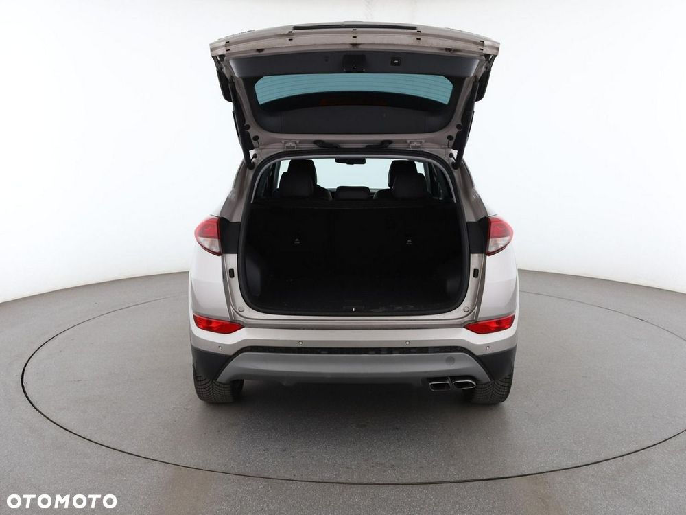 Hyundai Tucson 2.0 CRDI 2WD Style - 20