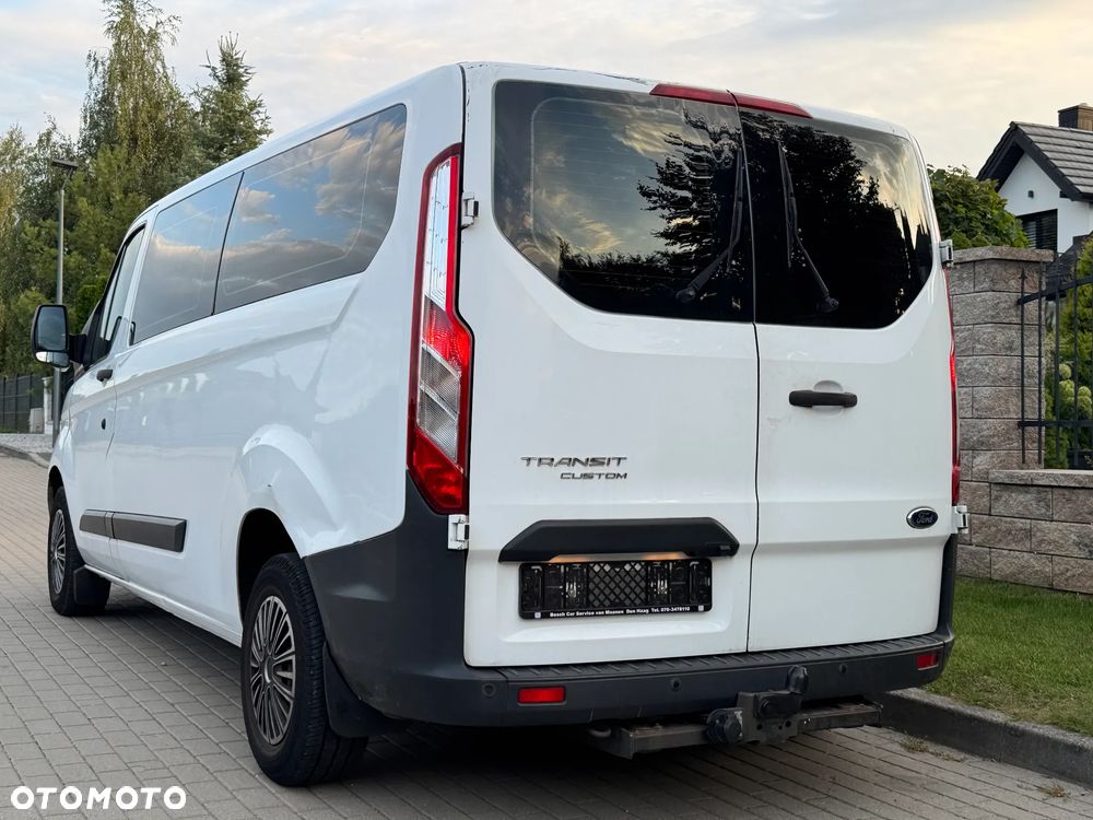 Ford TRANSIT CUSTOM - 3