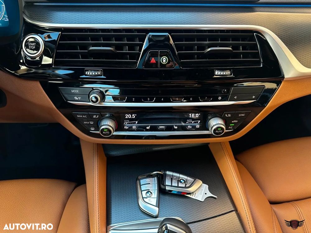 BMW Seria 5 530e Aut. M Sport Edition - 28