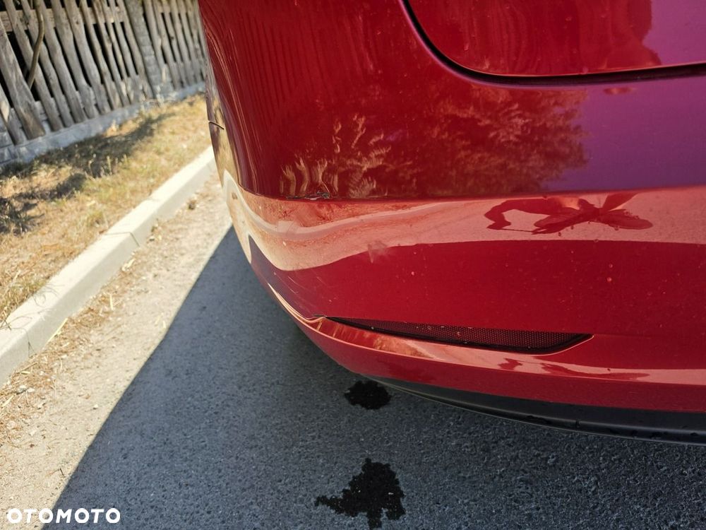 Tesla Model 3 - 13