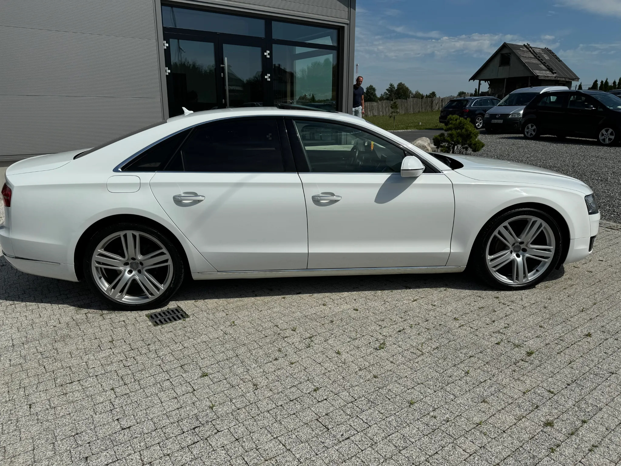 Audi A8 - 8