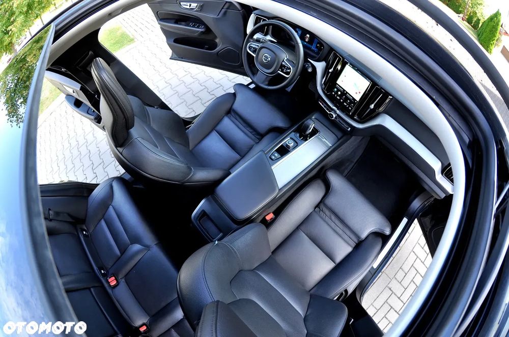 Volvo XC 60 B4 D Geartronic RDesign - 19