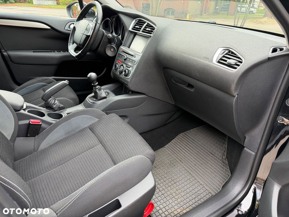 Citroën C4 e-HDi 115 Exclusive - 21