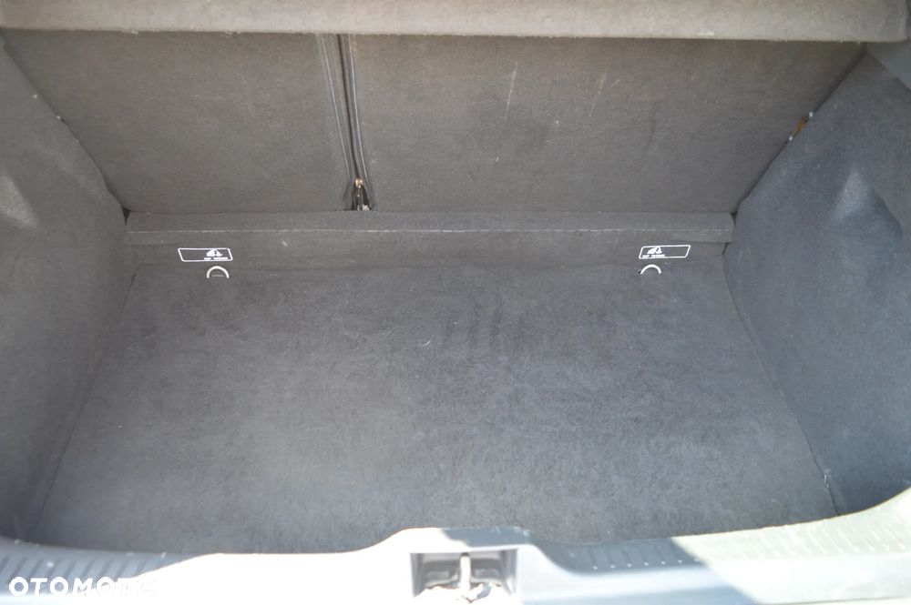 Renault Clio 1.5 dCi Limited - 11