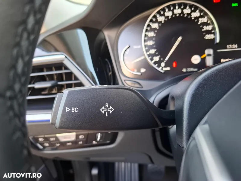 BMW Seria 3 320d Sport Line Shadow - 32