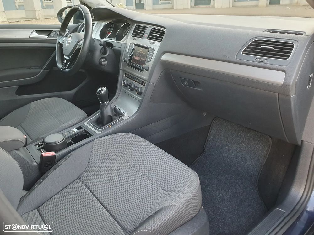 VW Golf Variant 1.6 TDi BlueMotion Confortline - 46